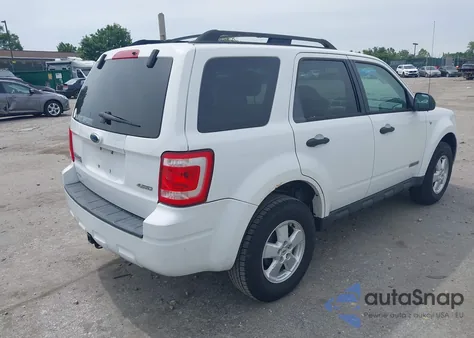 2008 Ford Escape Xlt z USA, uszkodzony, nr VIN 1FMCU93128KD21639